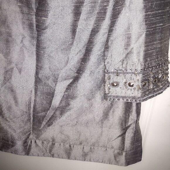 Vintage Neiman Marcus Silver Top Pullover V Neck Silk LS Beaded M - Picture 4 of 10